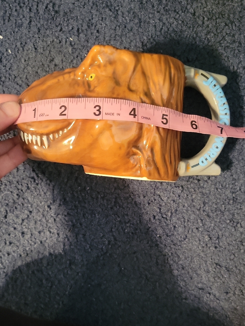 Jurassic World Tyrannosaurus Mug - Picture 9 of 9
